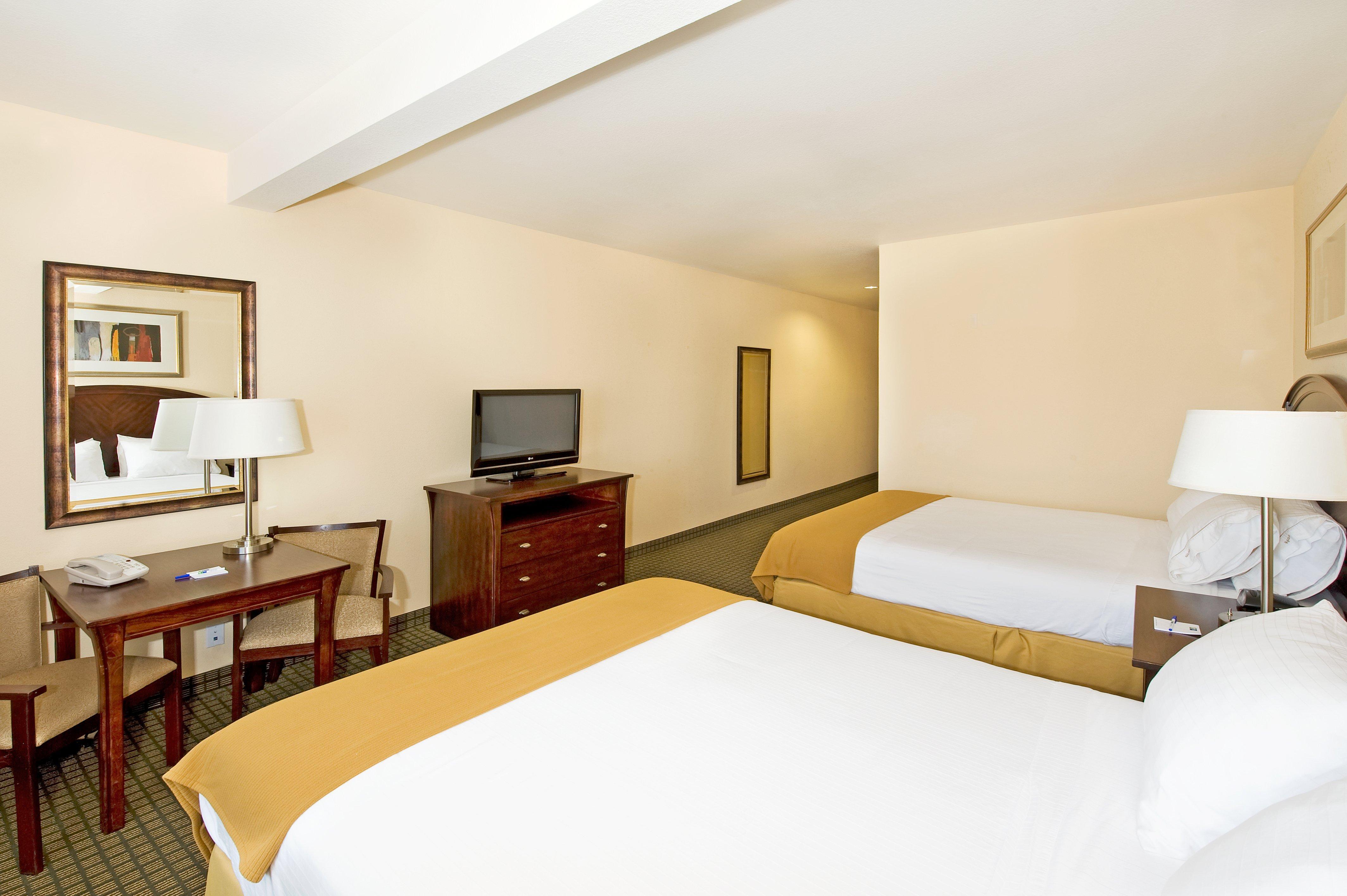 Holiday Inn Express & Suites Віллкокс Номер фото
